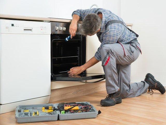 a-hart-cooker-installers (3)-kireth-ai